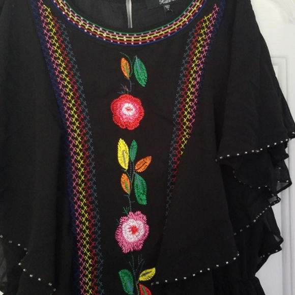 ❤Gorgeous Black with Flower Embroidery Dress ❤ - Picture 6 of 8